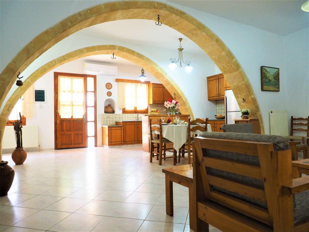 Traditional Cretan Villa Rodhopos エクステリア 写真