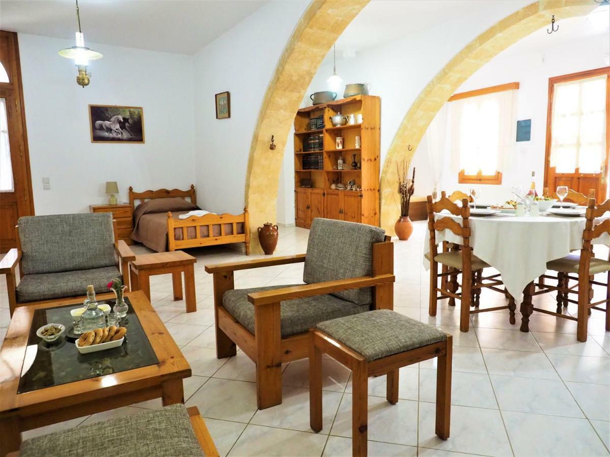 Traditional Cretan Villa Rodhopos エクステリア 写真