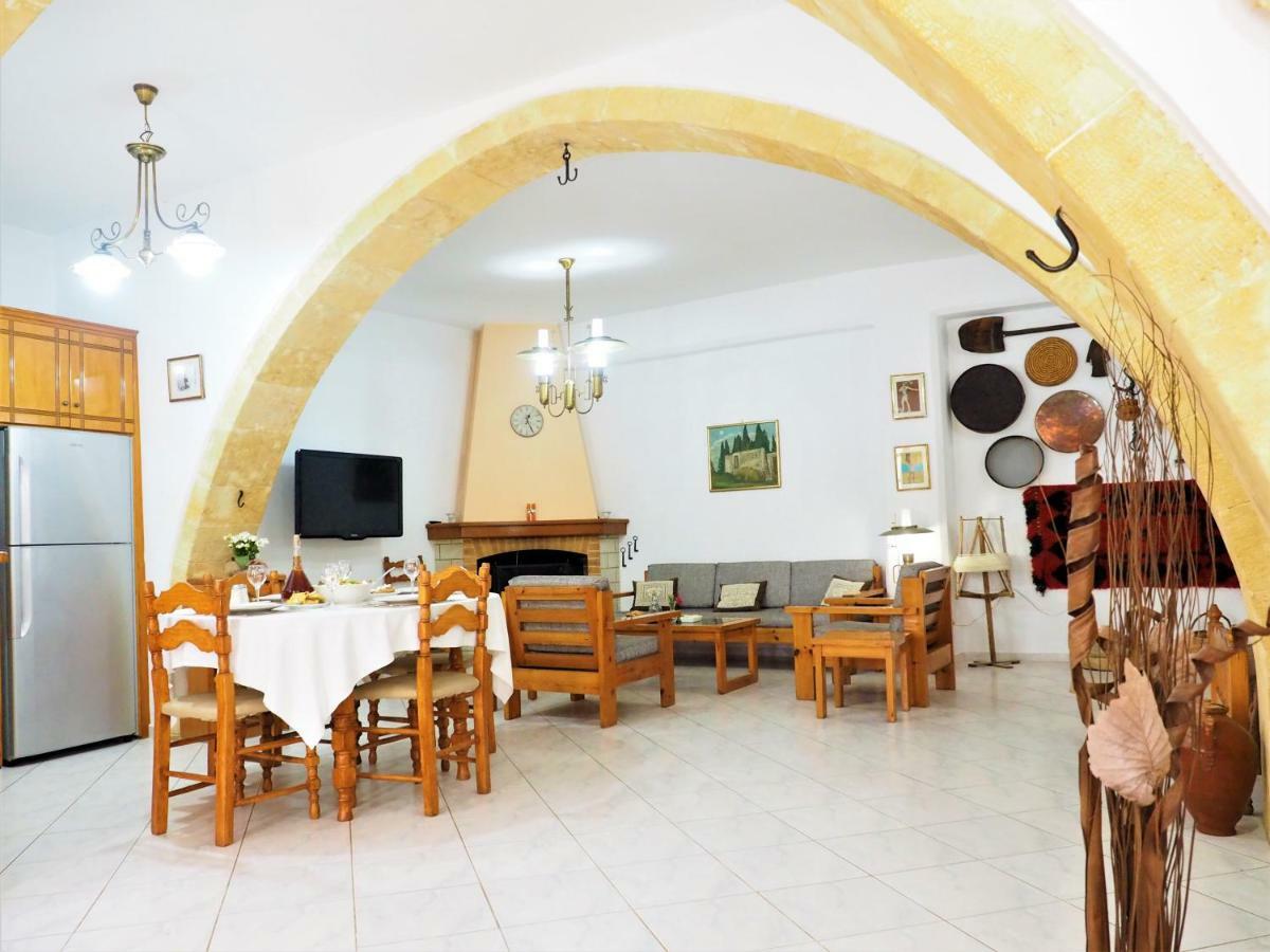 Traditional Cretan Villa Rodhopos エクステリア 写真