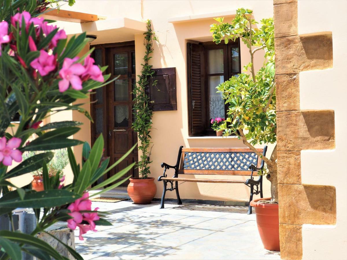 Traditional Cretan Villa Rodhopos エクステリア 写真