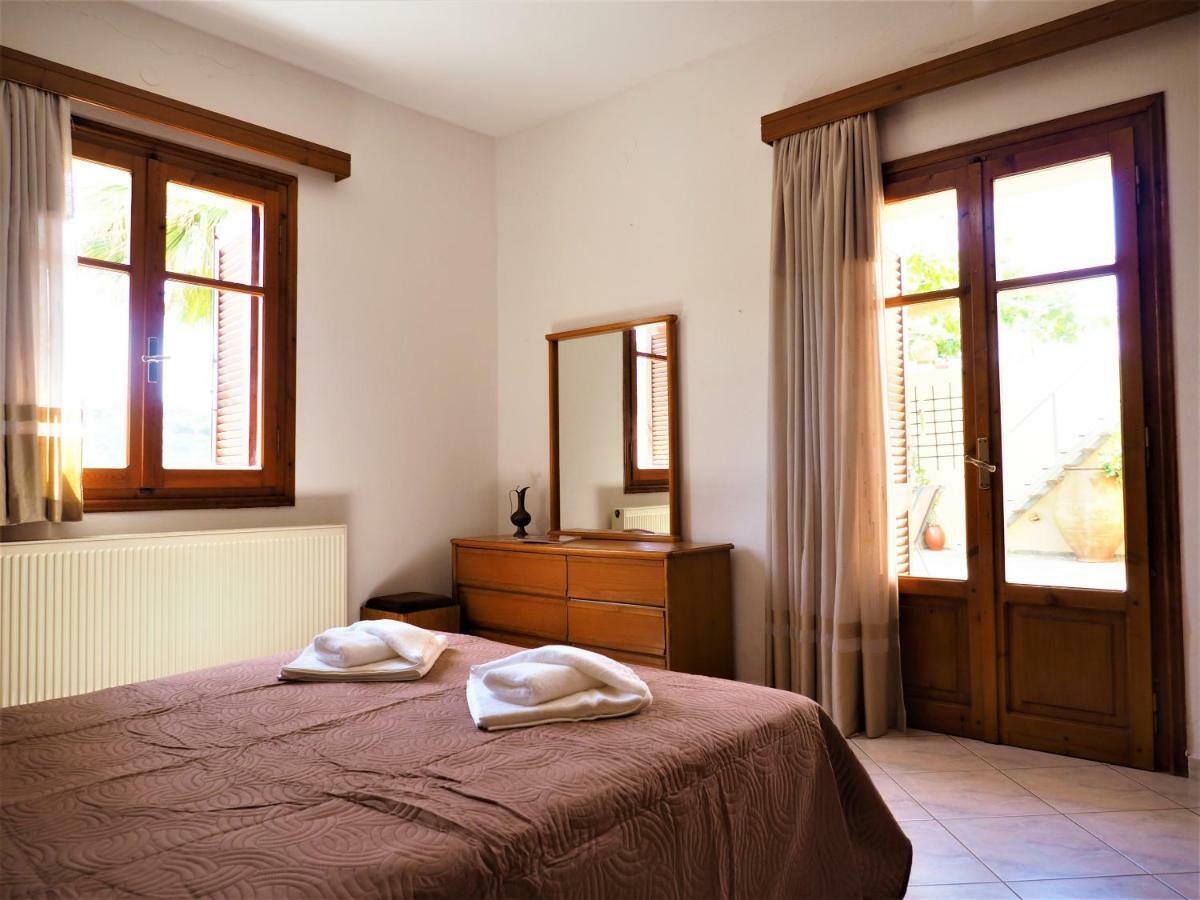 Traditional Cretan Villa Rodhopos エクステリア 写真